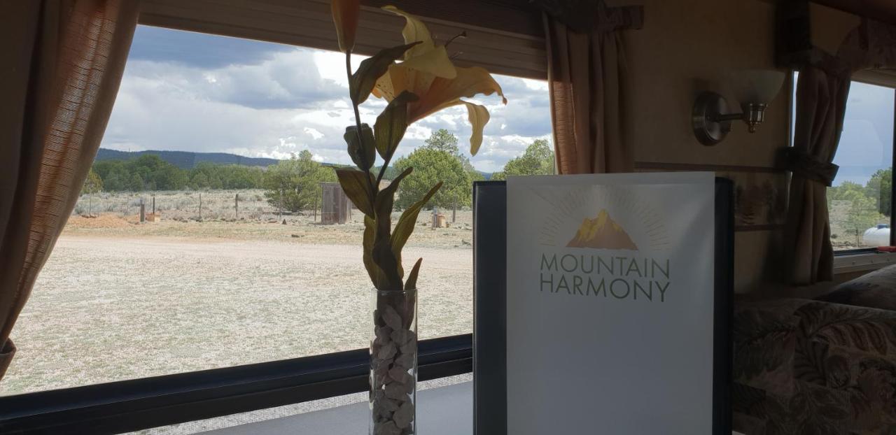 Mountain Harmony Retreat Bed & Breakfast Ramah Exterior photo